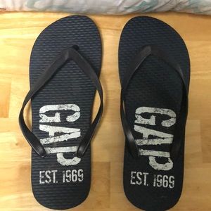 GAP Navy Flip Flops